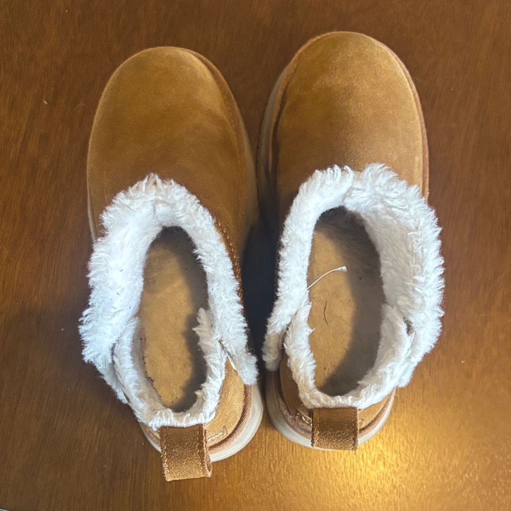 Koolaburra Tan Suede Shearling-Lined Slippers
